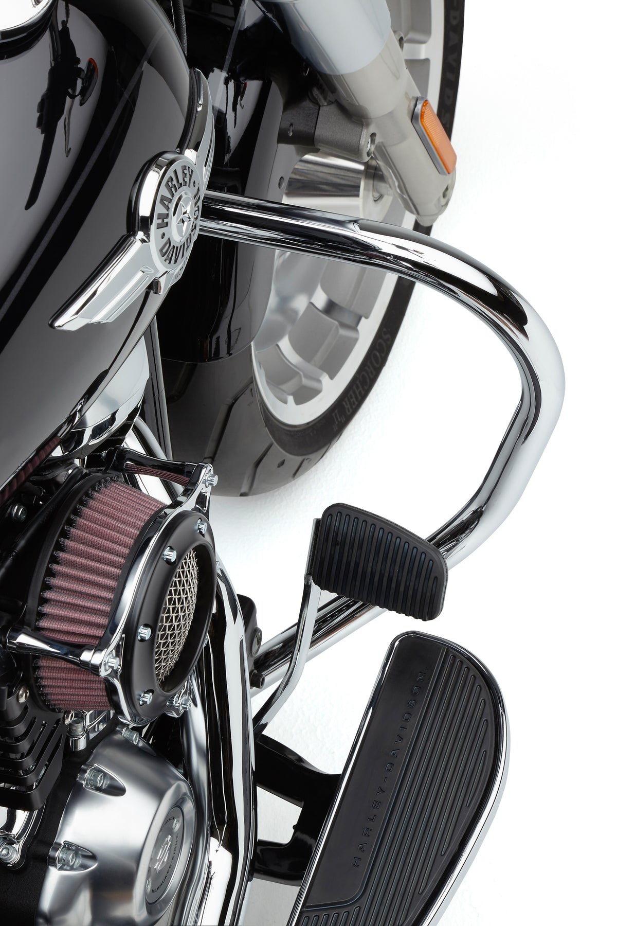 Freeway Bars 1.25" Chrome Flstc 00-17 - 82-96572 - Cobra